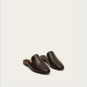 Frye Terri mule size 7.5 in smoke